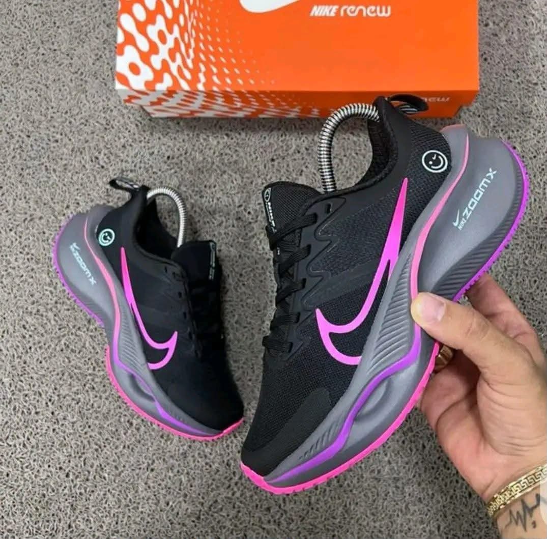 Nike zoomx smile (black/pink)